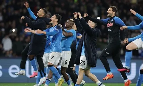 Carragher ủng hộ cái tên bất ngờ vô địch Champions League
