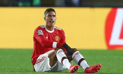 Carrick cập nhật tình hình chấn thương của Varane