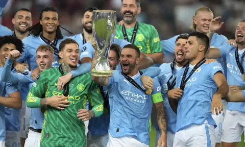 Việc nhẹ lương cao, thủ môn "siêu dị" Scott Carson lập siêu kỳ tích với Man City
