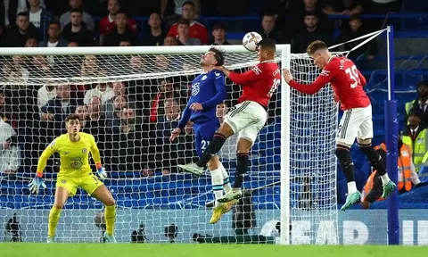 Bom tấn của M.U được khen xuất sắc bậc nhất Premier League