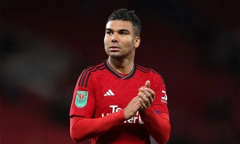 "Casemiro không phải tương lai của Man Utd, nhưng cậu ấy thì có"