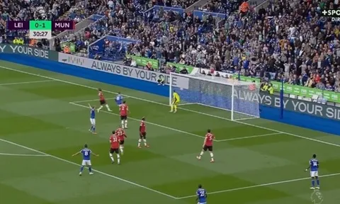 "Iheanacho đã nhanh chân hơn Maguire"