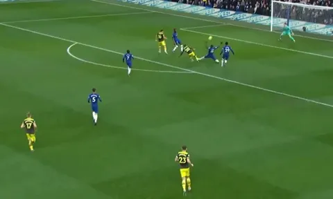 'Đó là bàn thắng đầu tiên của anh ta ở Premier League'