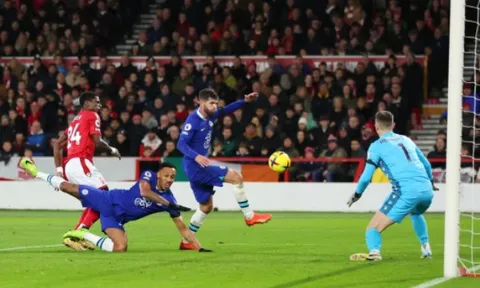 "Cậu ấy không phải là câu trả lời của Chelsea"