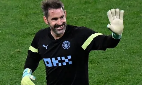 Cầu thủ Man City duy nhất vô địch Champions League hai lần