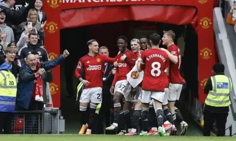 Cầu thủ tốt nhất và tệ nhất của M.U ở trận hoà Liverpool