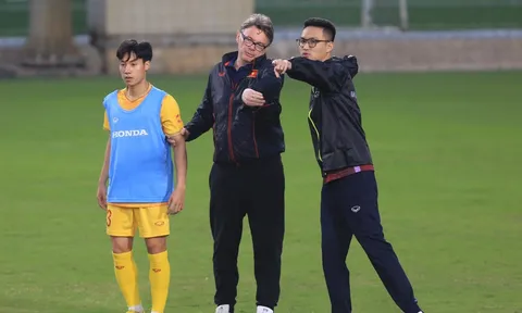 Cầu thủ U23 Việt Nam nhận tin cực vui từ HLV Philippe Troussier