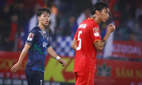 Cầu thủ Việt kiều không may gặp Văn Hậu ngày ra mắt V.League