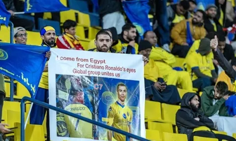 CĐV Al Nassr gây choáng ngợp vì Ronaldo