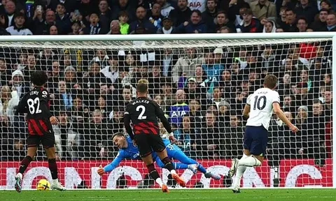 CĐV Arsenal sướng rơn vì Kane, làm điều chế giễu chú ý