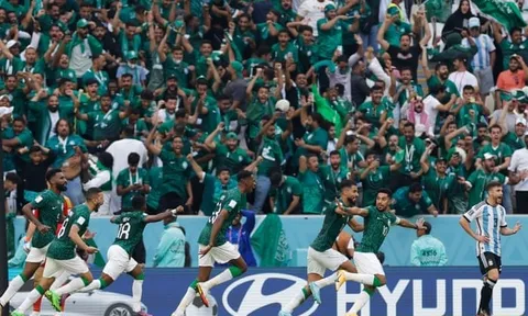 CĐV Saudi Arabia vỡ òa sau trận thắng Argentina