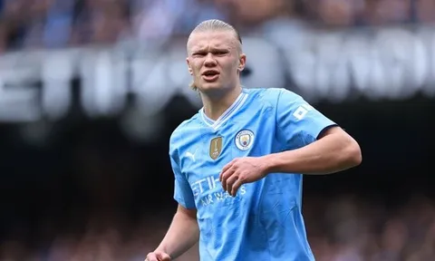 Cha Haaland khiến Roy Keane "cứng họng"