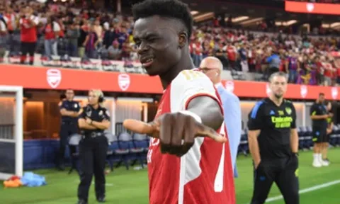Chấm điểm Arsenal: 2 điểm 8; Ngày của hàng công