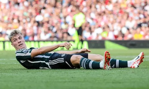 Chấm điểm Man United: Ngôi sao lẻ loi, 3 điểm 4