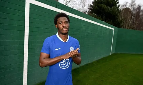 Chelsea bị kiện lên FIFA
