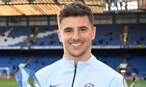 Chelsea cần 'thưởng lớn' cho Mason Mount