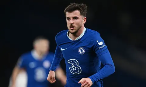 Chelsea đã sai khi bán Mount cho Man Utd?