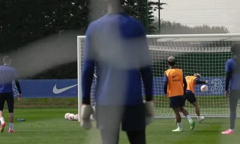 Niềm hy vọng mới của Chelsea tiếp tục ghi điểm