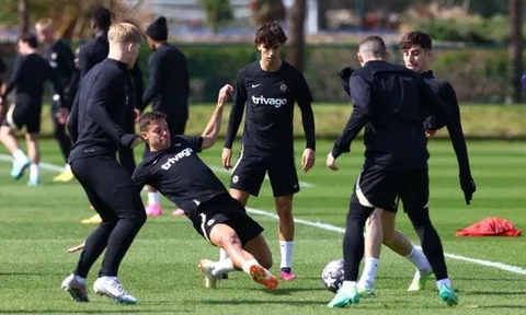 Chelsea tập luyện chuẩn bị cho trận đấu lớn nhất mùa giải