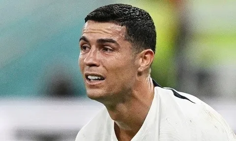 Chị gái Ronaldo: Bồ Đào Nha thất bại do một lũ chuột