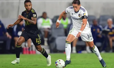 Chicharito và Vela không dự World Cup 2022