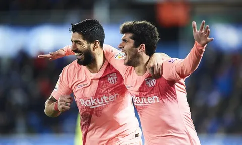 CHÍNH THỨC: Barca chia tay cái tên đầu tiên