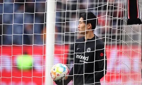 CHÍNH THỨC: Frankfurt thông báo chia tay mục tiêu của Man United