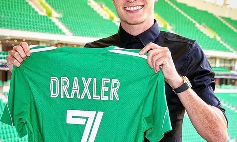 CHÍNH THỨC! Julian Draxler có bến đỗ mới