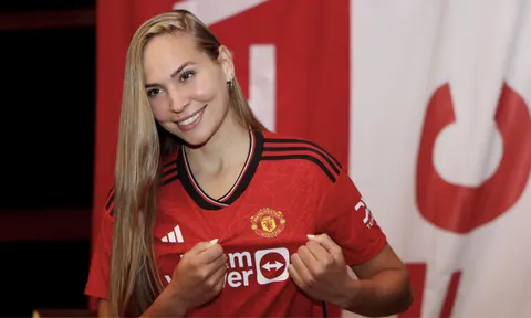 CHÍNH THỨC: Man United chiêu mộ nhà vô địch World Cup