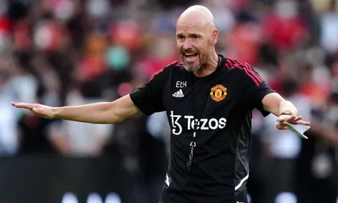 Man United công bố đội hình đấu Cadiz và Real Betis: Không Sancho
