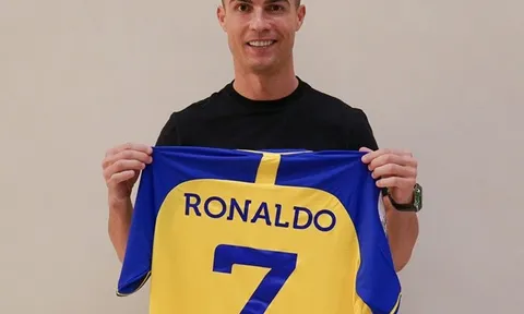 CHÍNH THỨC: Ronaldo có bến đỗ mới, nhận mức lương kỷ lục