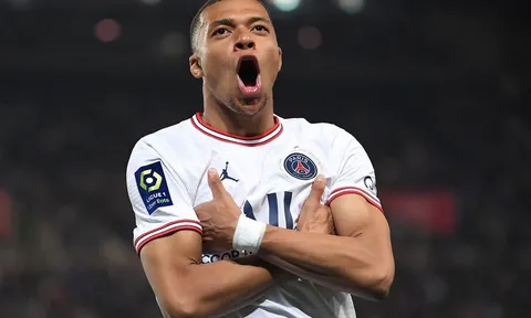 Chờ đợi gì ở Ronaldo, Mbappe trong năm 2023?