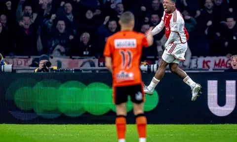 Chữ ký 31 triệu tạm đưa Ajax thoát khỏi khủng hoảng