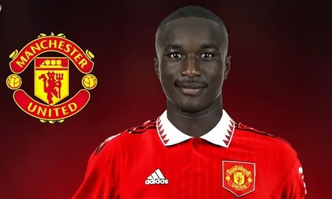 Chữ ký có thể nâng tầm hàng công Man United