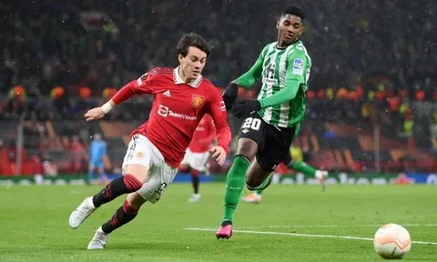 Chữ ký mới của Man Utd có thể làm Antony lo lắng