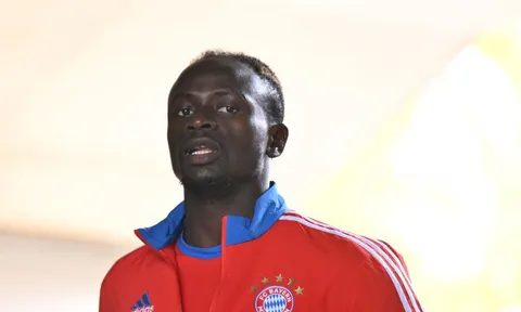 Chủ tịch Bayern phá vỡ im lặng về tương lai Mane