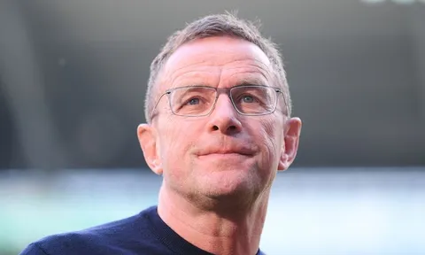 Chưa tiếp quản Man Utd, Rangnick đã phải đối mặt với mối hiểm họa lớn