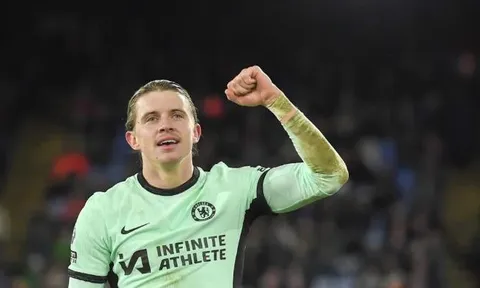 Chuyên gia ngăn cản Chelsea bán ngôi sao 60 triệu bảng