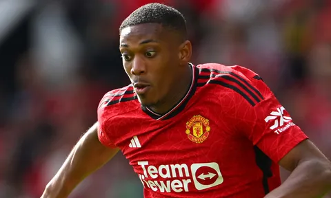 Chuyển nhượng 17/10: Bán đứt Martial, M.U xác định tân binh kế tiếp; Arsenal tia 2 HĐ hàng đầu Premier League