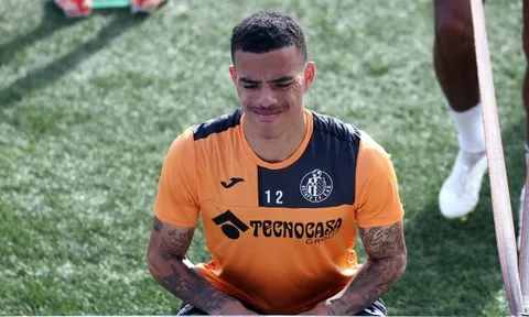Chuyển nhượng 05/09: Tình tiết mới Greenwood, thêm cái tên rời M.U; Mức giá điên rồ cho Salah