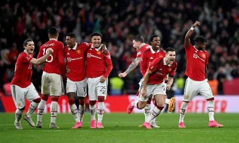 Paul Merson dự đoán chung kết FA Cup: "Tin hay không thì tùy"
