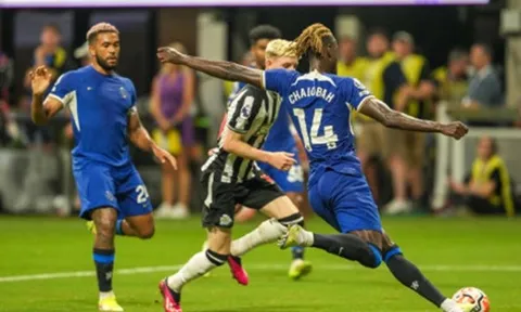 Chelsea ra giá bán Chalobah