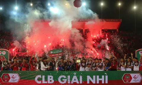 CLB Hải Phòng bị phạt nặng sau ngôi Á quân V-League