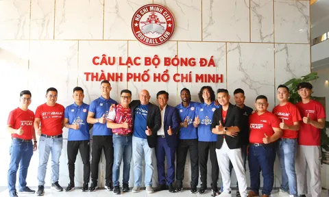 CLB TP.HCM bức xúc, tố cầu thủ phản ánh sai sự thật
