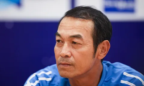 Có HLV mới, Hà Nội FC vẫn phải đăng ký người cũ ở AFC Champions League
