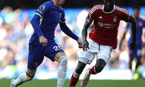 Cole Palmer gây choáng trong ngày ra mắt Chelsea