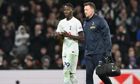 Cơn ác mộng tiếp tục ám ảnh Tottenham