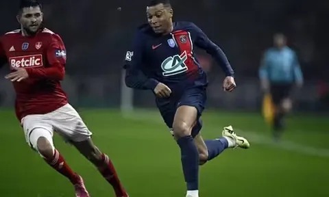 Cơn cuồng phong Mbappe