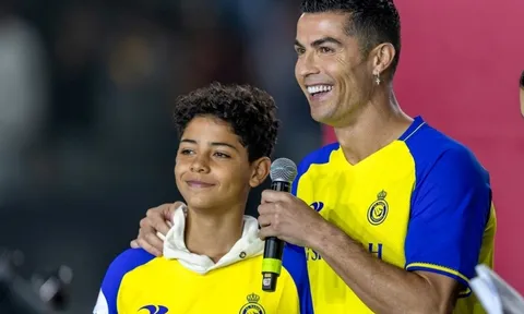 Con trai Ronaldo tới Saudi Arabia chơi bóng