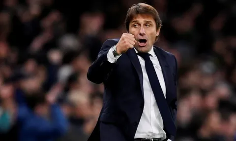 Conte đã nhẫn nại ra sao với Man Utd?